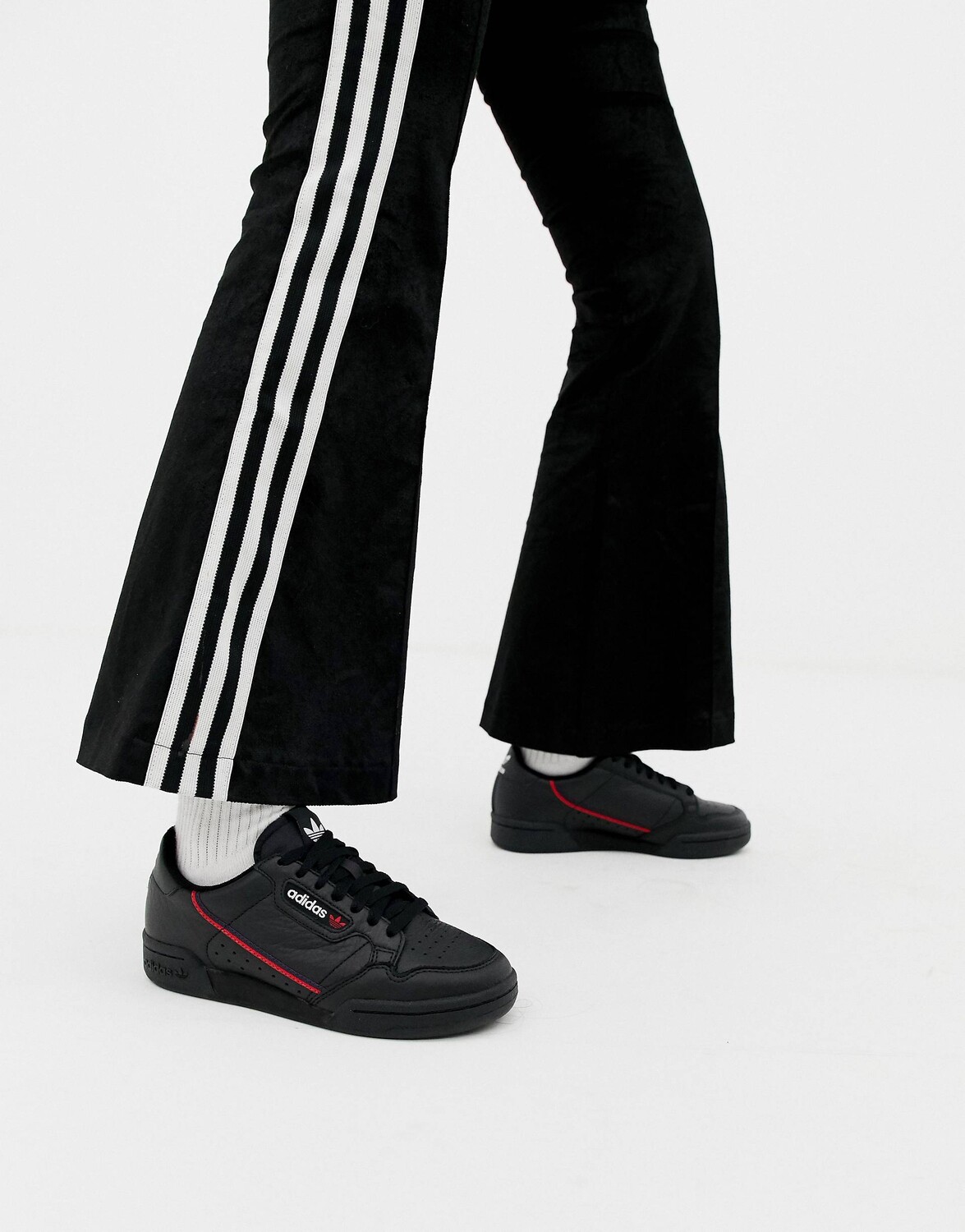

Черные кроссовки Adidas Originals Continental 80