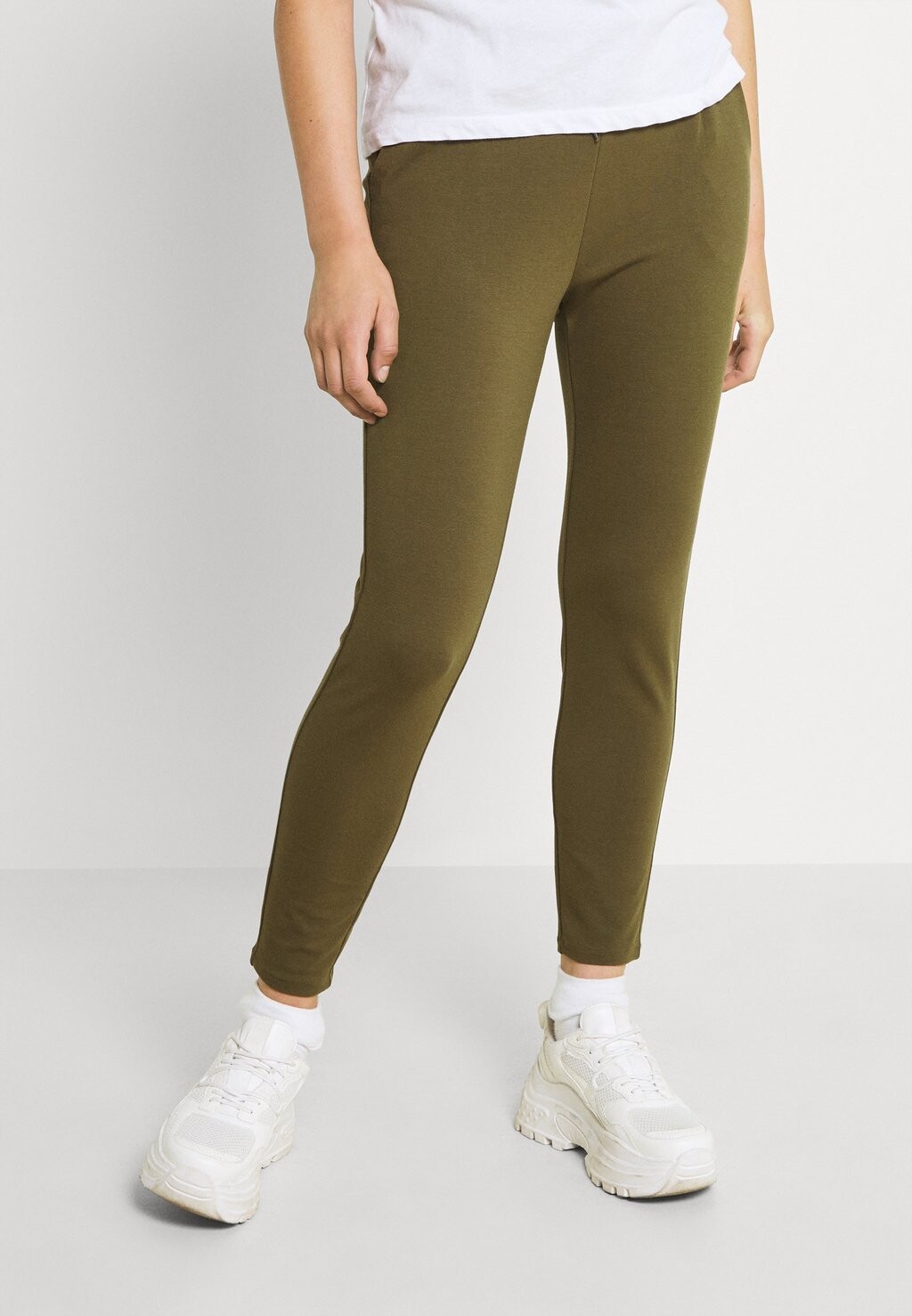

Спортивные брюки Vero Moda, темно-оливковый, Зеленый
