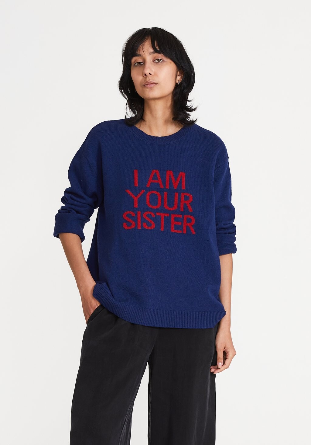 

Свитер I AM YOUR SISTER