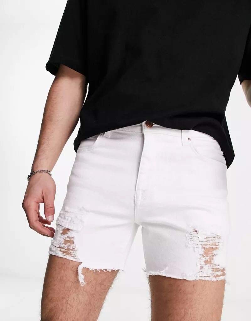 Белые укороченные джинсовые шорты с рваными краями ASOS
