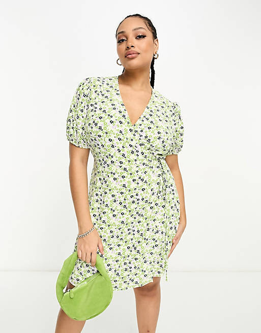

Зеленое платье мини с короткими рукавами и запахом Glamorous Curve, Зеленый