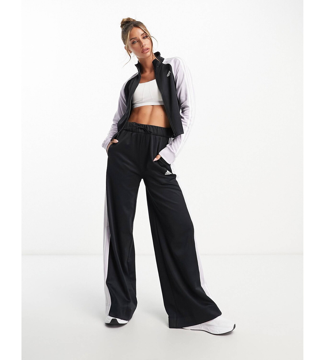 

Черный спортивный костюм adidas Sportswear adidas performance