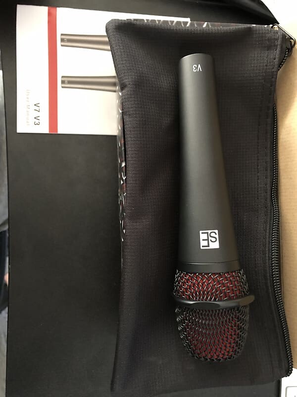 

Динамический микрофон sE Electronics V3 Handheld Cardioid Dynamic Microphone