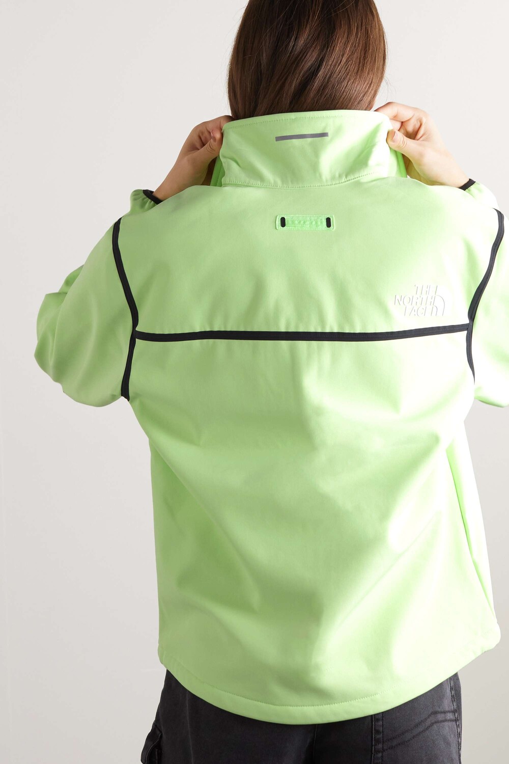 

THE NORTH FACE куртка Denali из эластичной ткани, зеленый