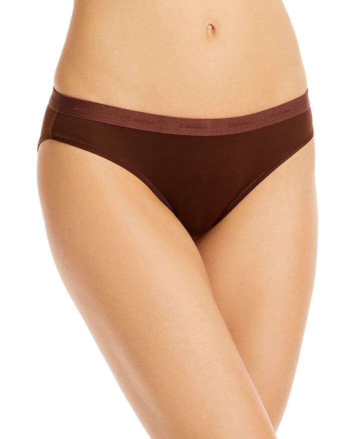 

Форма к телу Бикини Calvin Klein