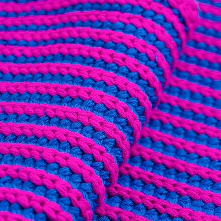 Массивный шарф в рубчик Verloop, цвет Magenta/Cobalt