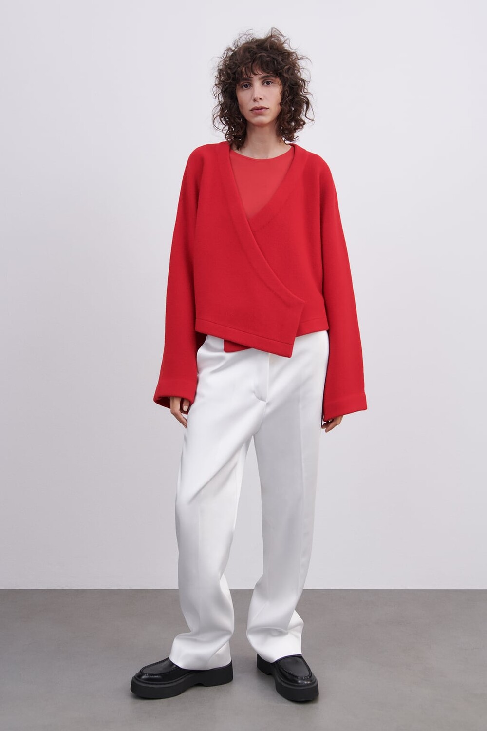 

Укороченное пальто-кимоно из шерсти ZARA, красный