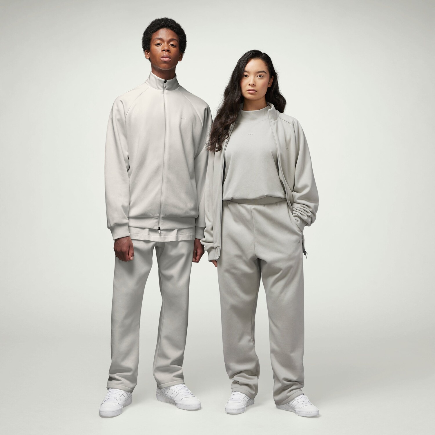 

Мужская баскетбольная спортивная куртка adidas, цвет Metal Grey
