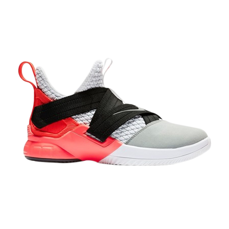 Кроссовки Nike LeBron Soldier 12 SFG GS 'White Flash Crimson', красный фото