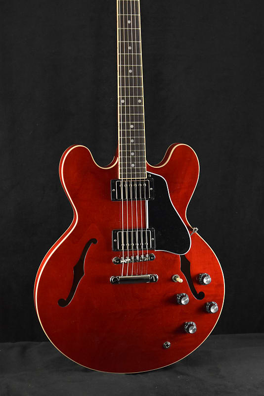 Электрогитара Gibson ES-335 Sixties Cherry