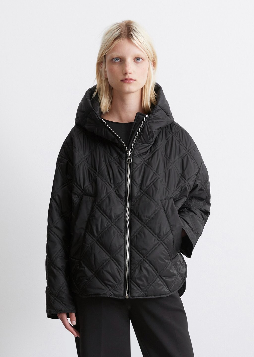 

Легкая куртка QUILTED CAPE JACKET WELT POCKETS SIDE SLITS Marc O'Polo, черный
