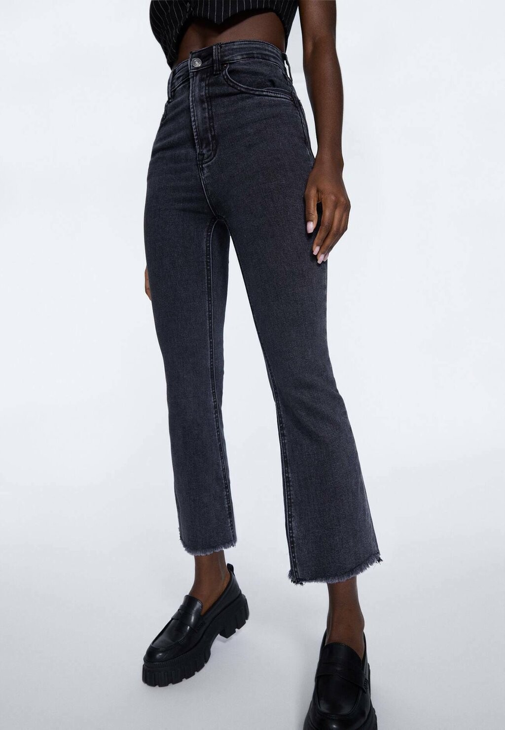 

Джинсы Bootcut Stradivarius