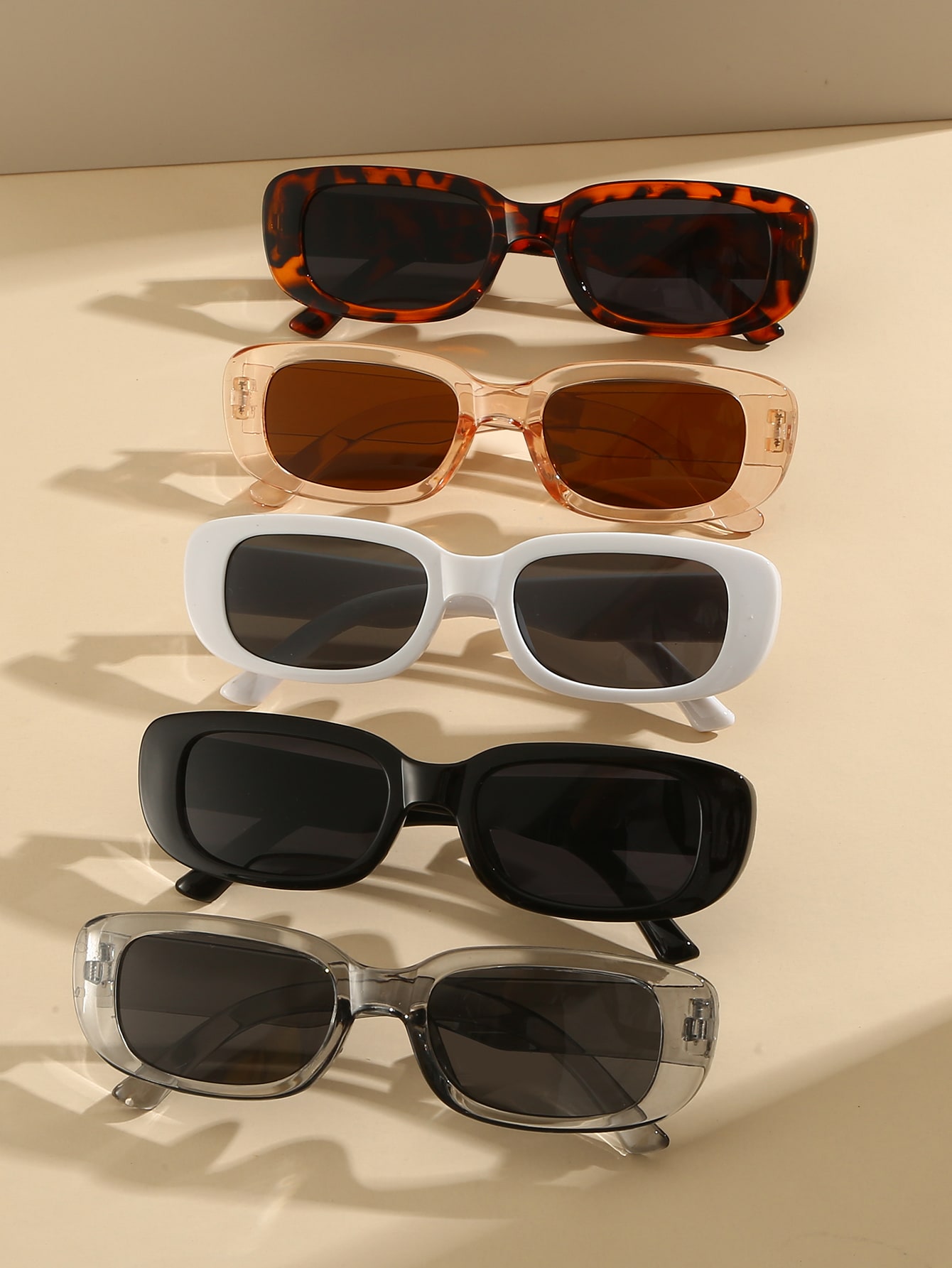 цена 5 пар/компл. маленькие квадратные пляжные солнцезащитные очки в пластиковой оправе