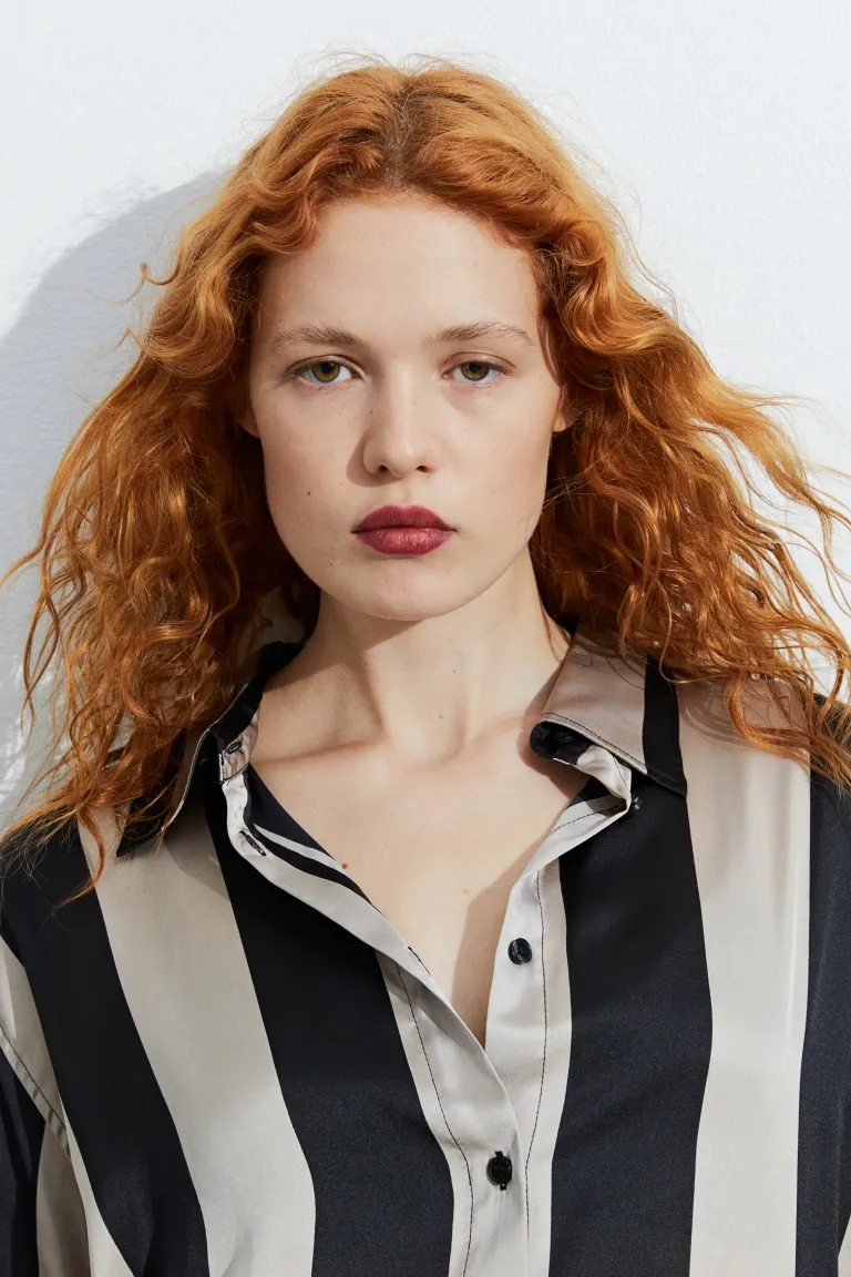

Объемная блузка H&M, бежевый