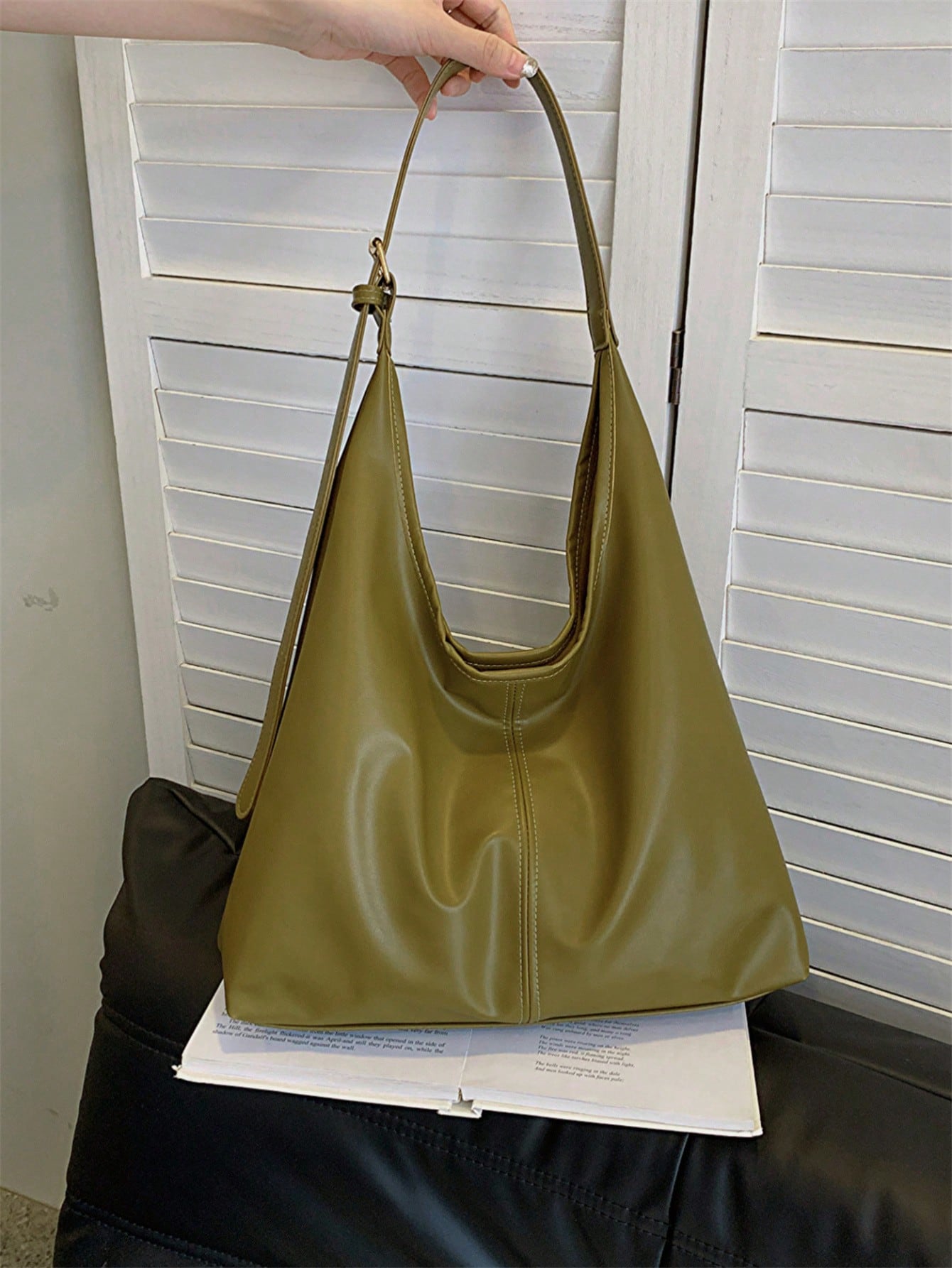 цена 2023 Новая модная женская сумка через плечо на цепочке с модным дизайном и текстурой, зеленый