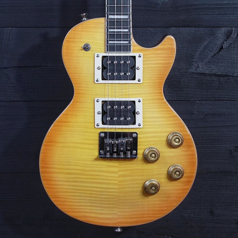 

Электрогитара Flight Centurion Vintage Burst Solidbody Tenor Electric Ukulele