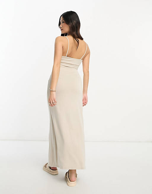 

Платье миди со сборками и бюстом ASOS DESIGN Petite