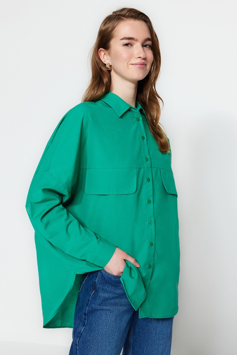 

Рубашка – зеленая – свободного кроя Trendyol Modest, зеленый