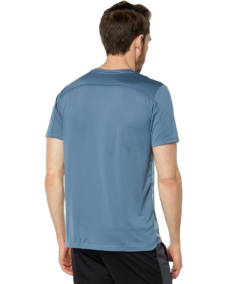 

Футболка PUMA Run All Over Print Graphic Short Sleeve Tee, цвет Evening Sky