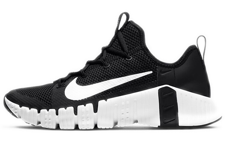 

Кроссовки Nike Wmns Free Metcon 3, черные