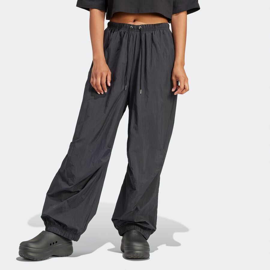 

Нейлоновые тренировочные брюки adidas Originals, цвет black