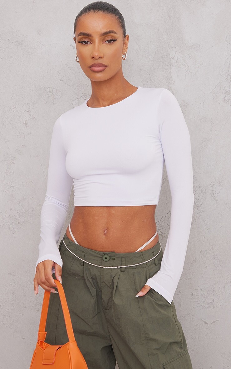 

PrettyLittleThing Базовый белый облегающий укороченный топ с длинными рукавами