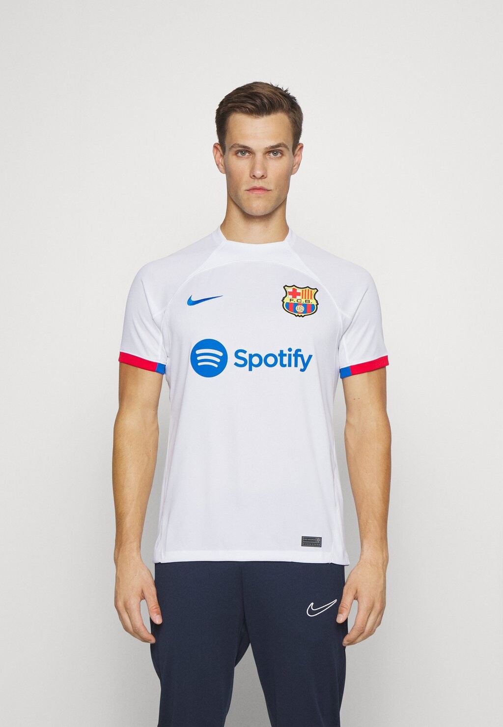 

Футболка Nike