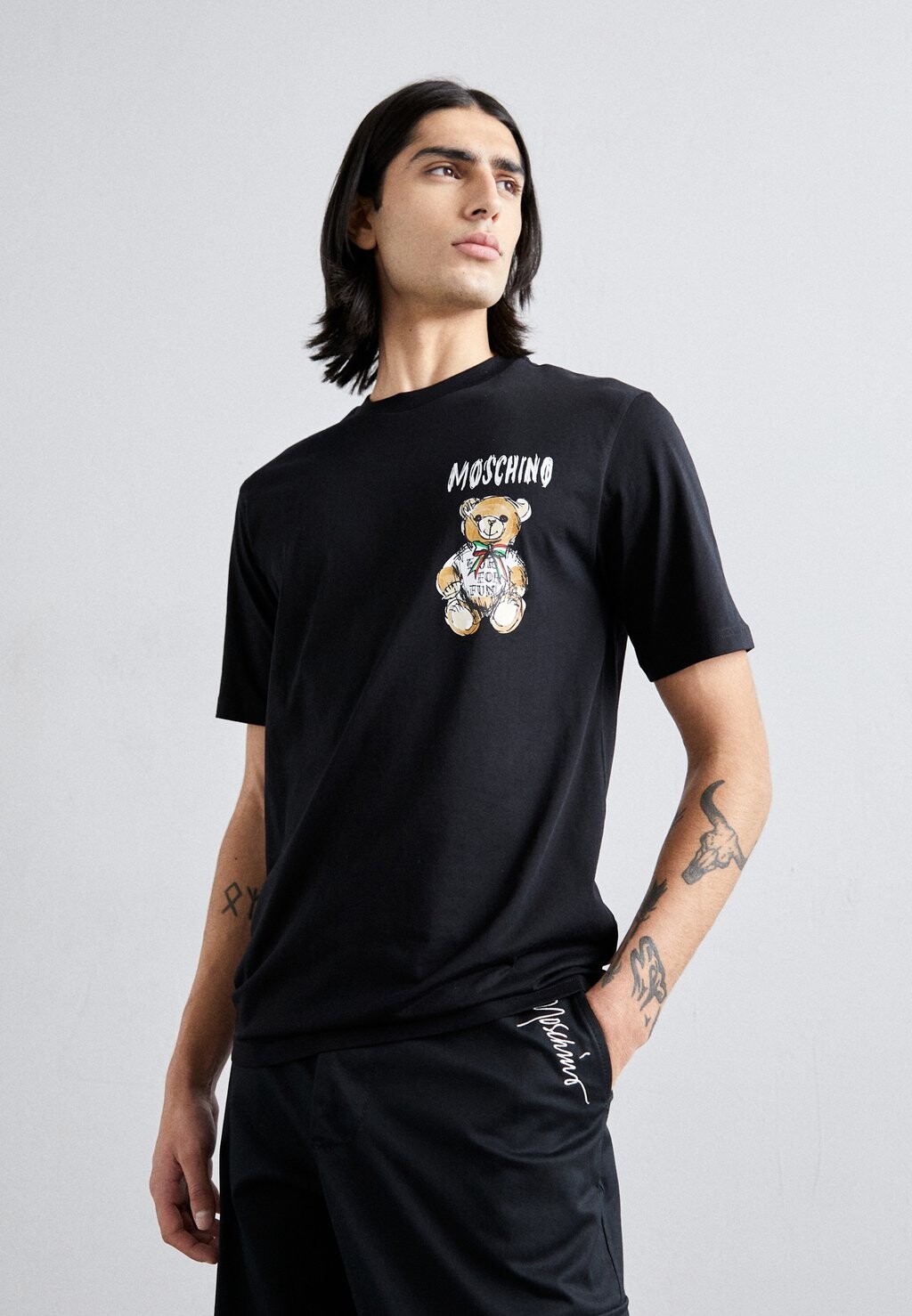 

Футболка с принтом MOSCHINO, цвет fantasy black