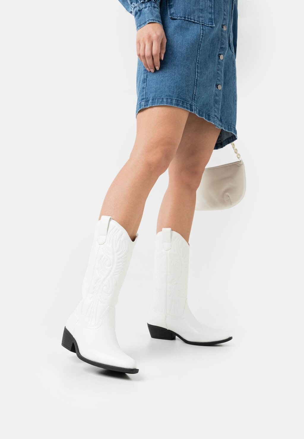 

Ковбойские/байкерские ботинки VEGAN DEVON TALL WESTERN Rubi Shoes by Cotton On, белый