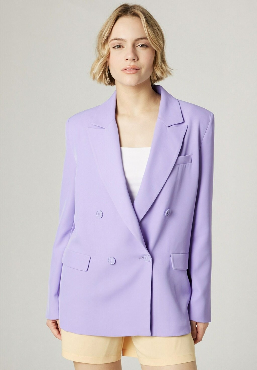 

Короткое пальто Guido Maria Kretschmer Collection, Фиолетовый