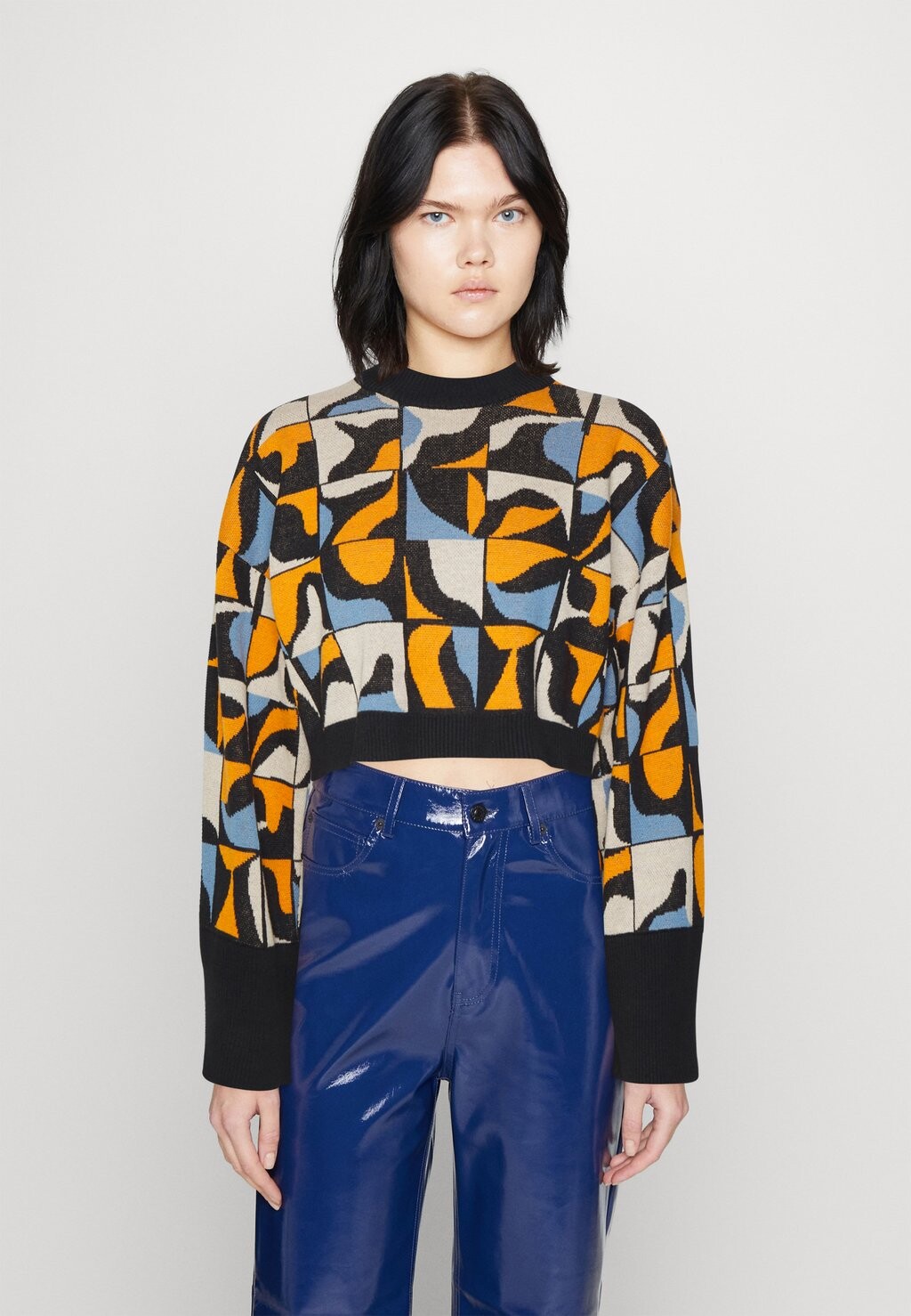 

Свитер Monki