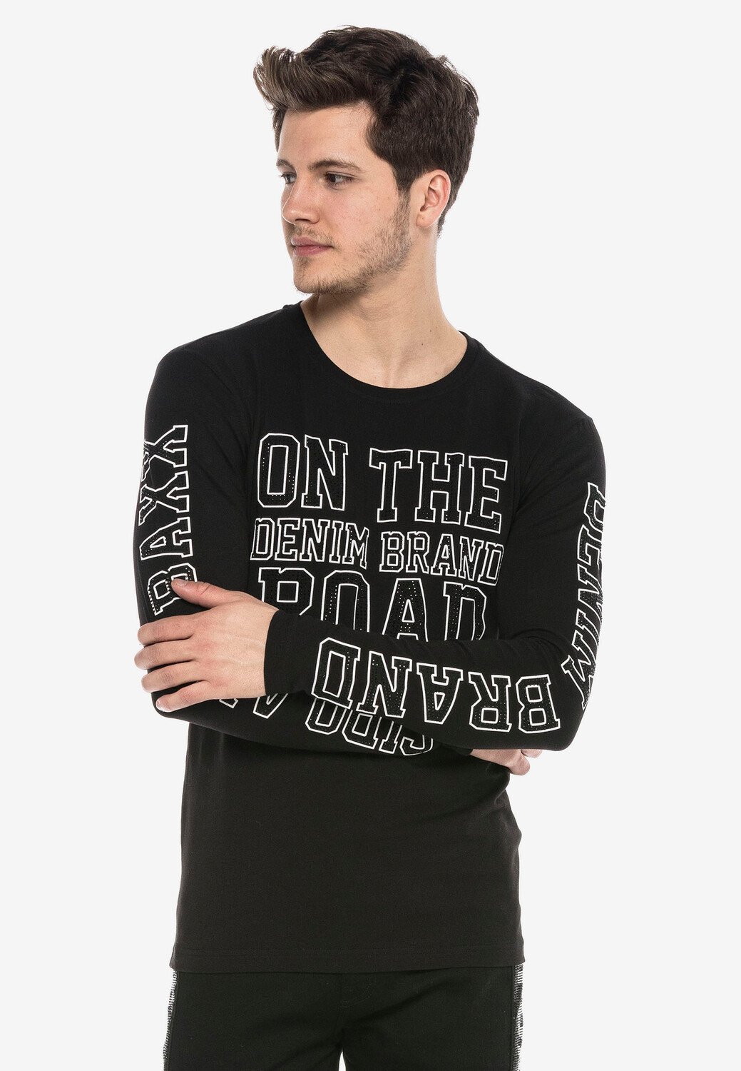 

Лонгслив Cipo & Baxx Langarmshirt, черный