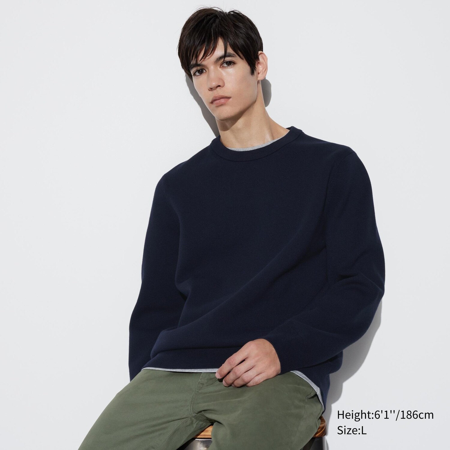 

Свитер Uniqlo мужской трикотажный с круглым вырезом, темно-синий