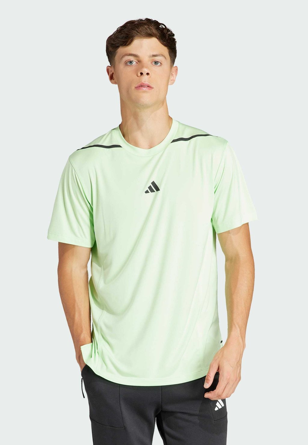 спортивная футболка Designed For Strong Workout Adidas, цвет semi green spark black