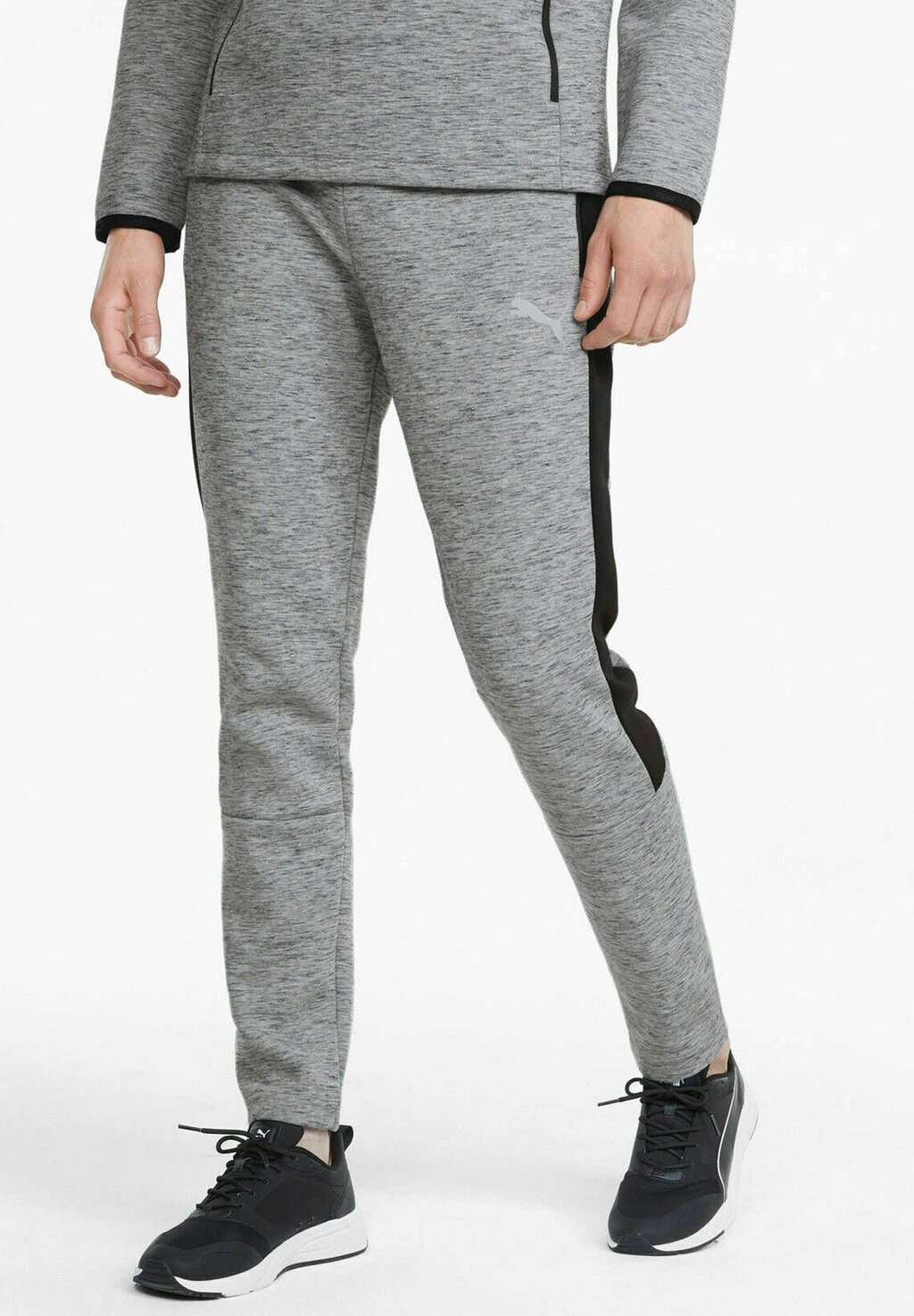 

Спортивные брюки Puma