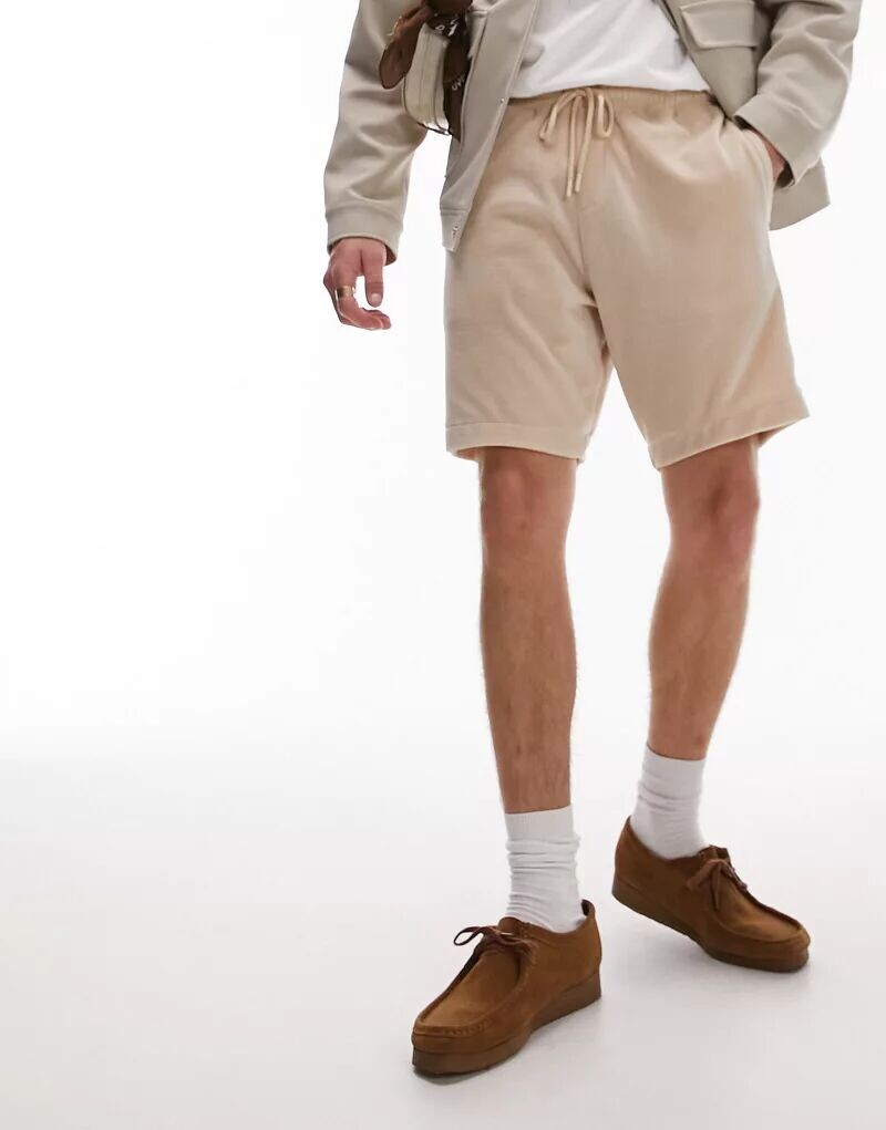 

Бежевые махровые шорты Topman