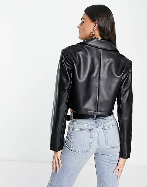 

Черный укороченный пиджак из искусственной кожи ASOS DESIGN