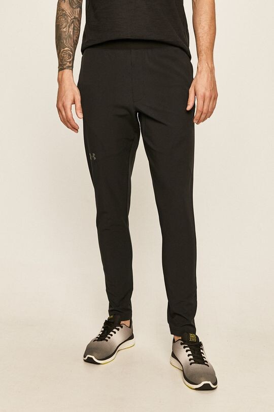 

Брюки 1352028 Under Armour, черный