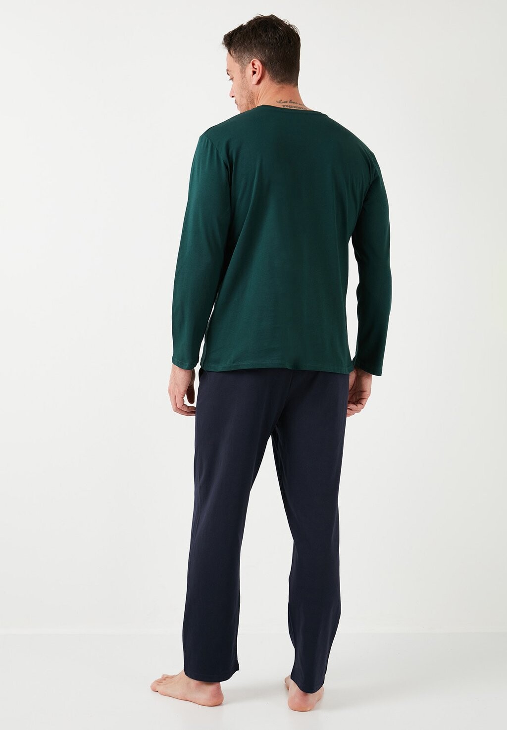 

Пижамный комплект REGULAR FIT Buratti, зеленый