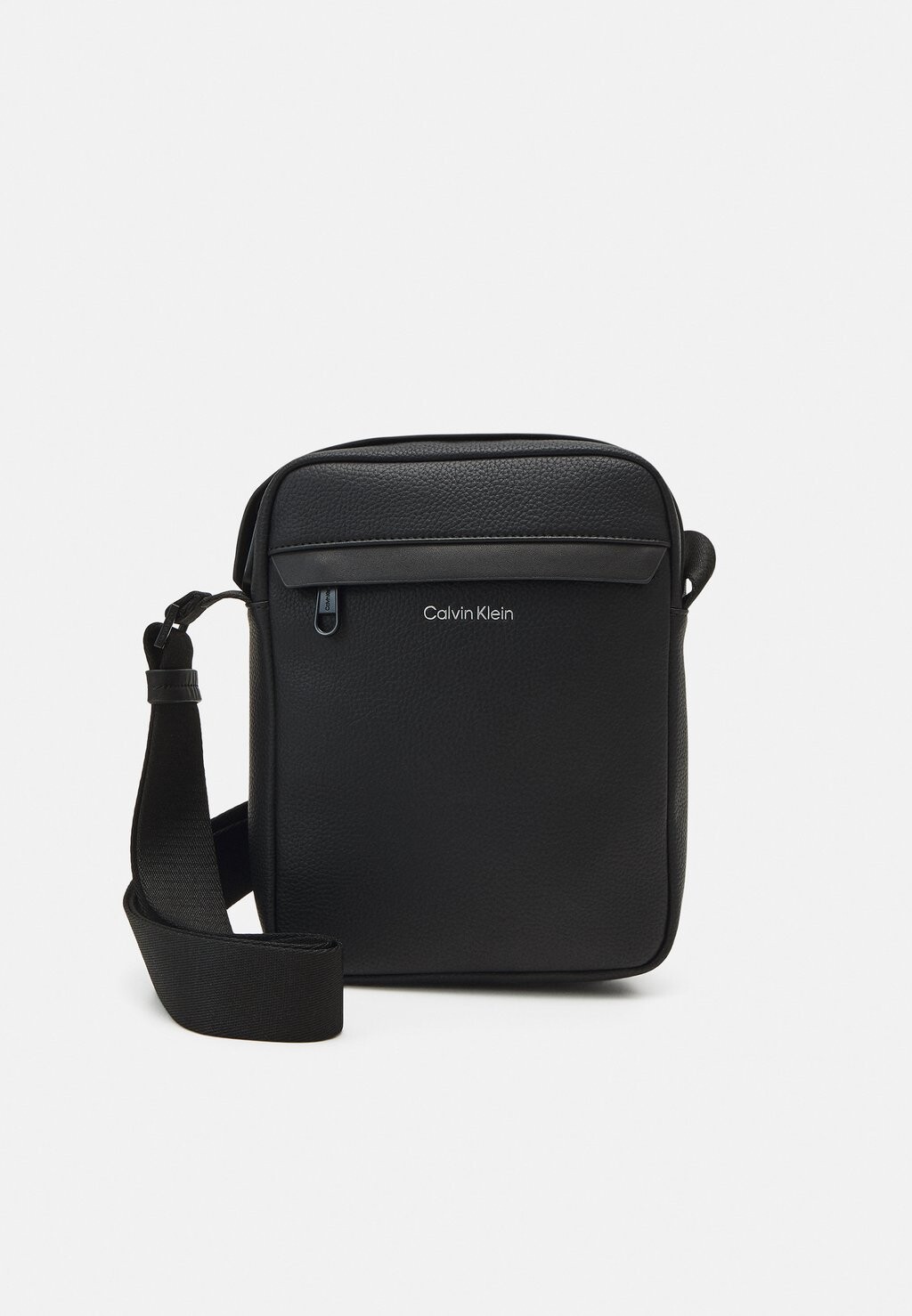 

Сумка через плечо MUST REPORTER UNISEX Calvin Klein, цвет black pebble