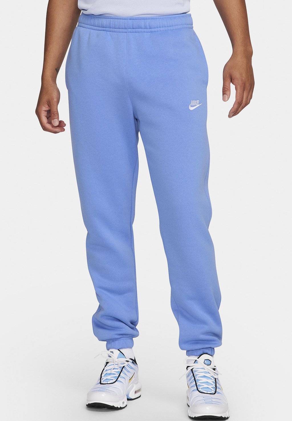 цена Спортивные штаны Nike Sportswear, цвет polar polar white