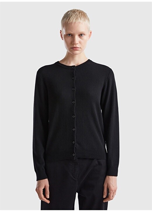 

Черный женский кардиган United Colors of Benetton