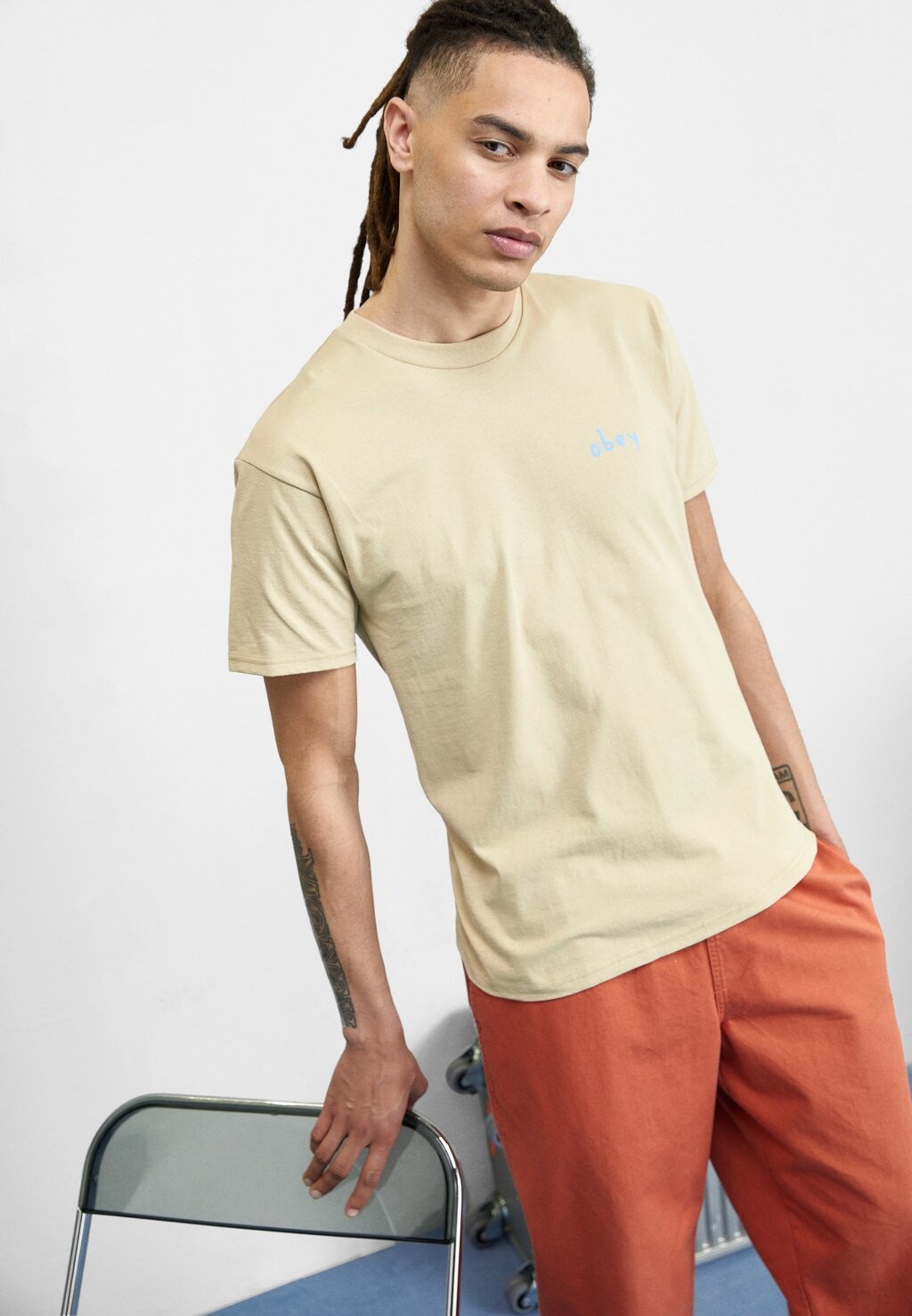 

Футболка с принтом Obey Clothing, песочный, Бежевый