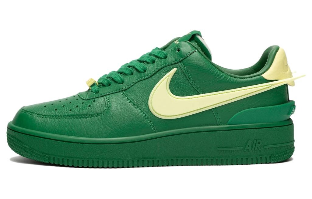 

Кроссовки унисекс Nike Air Force 1 Low Skate, зеленый / желтый