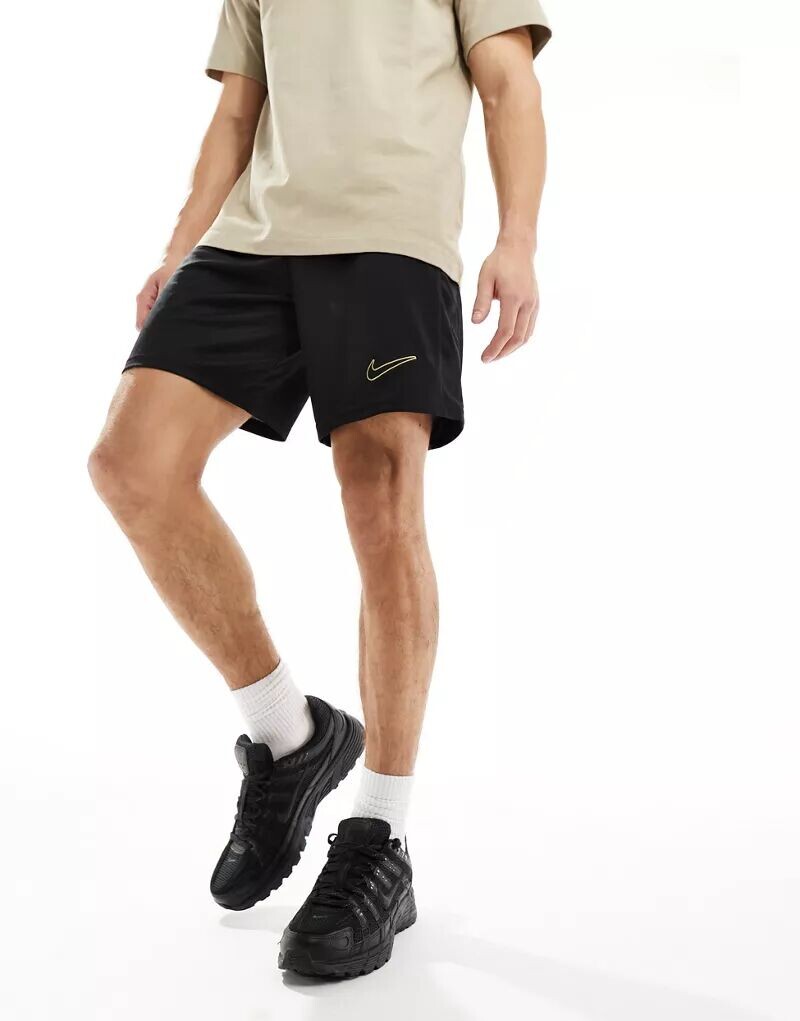 

Черно-желтые шорты Nike Dri-FIT Academy