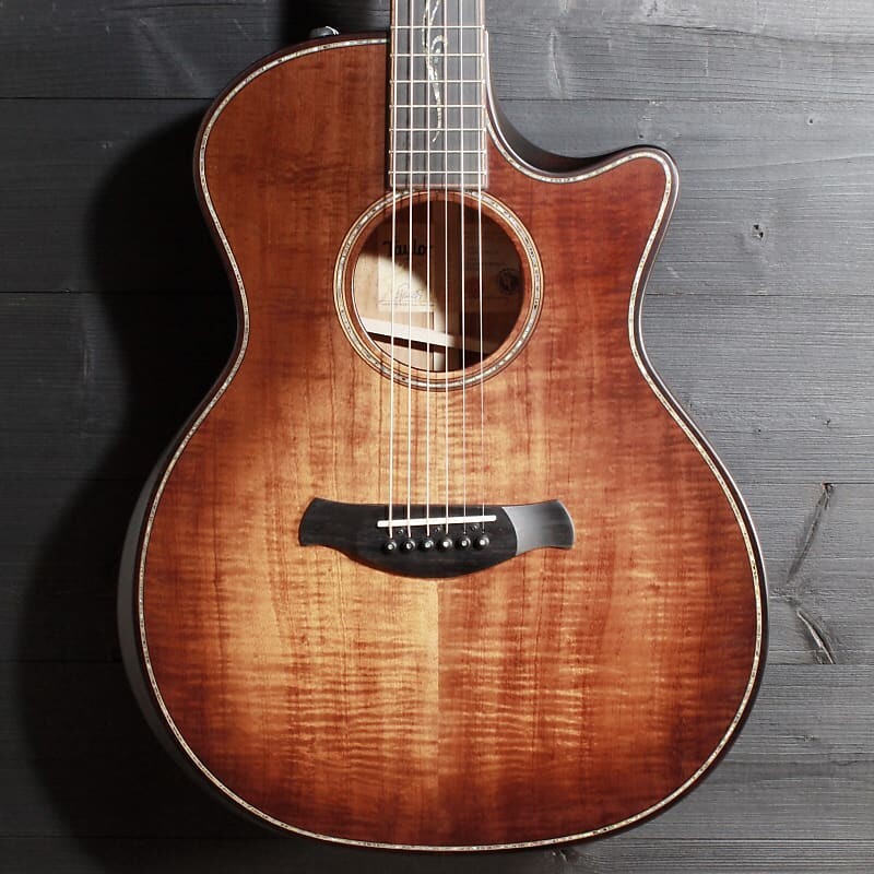 

Акустическая гитара Taylor Builder’s Edition K24ce Koa - V Class Bracing