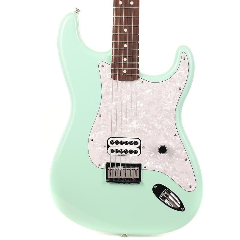 

Электрогитара Fender Limited Edition Tom DeLonge Stratocaster Surf Green