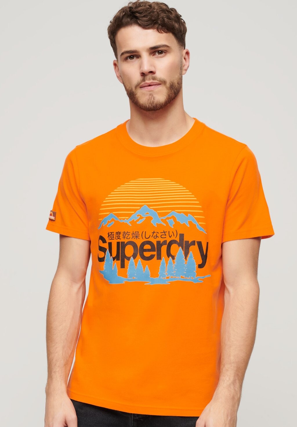 

Футболка с принтом GREAT OUTDOORS GRAPHIC Superdry, цвет sunblast orange