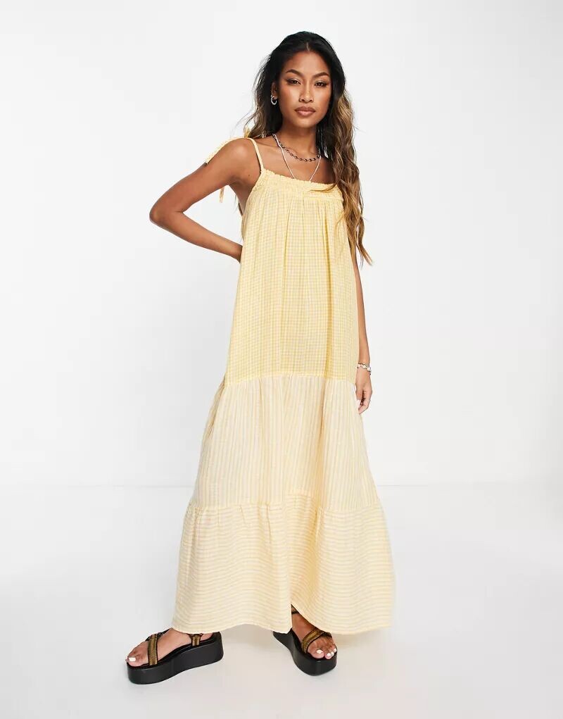 

Желтое пляжное платье макси в полоску в клетку Topshop