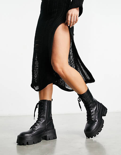 

Черные массивные ботинки на шнуровке ASOS DESIGN Amaze, Черный